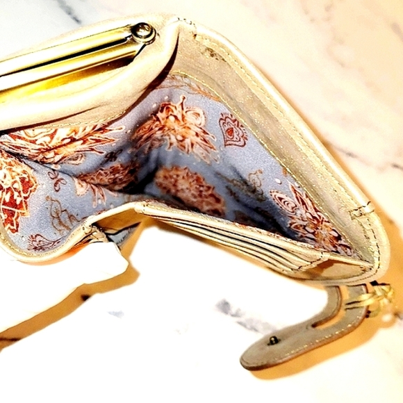 NWT RARE HOBO 'Halo' Stardust Metallic Leather Wallet with Wanderlust Lining - Picture 5 of 9